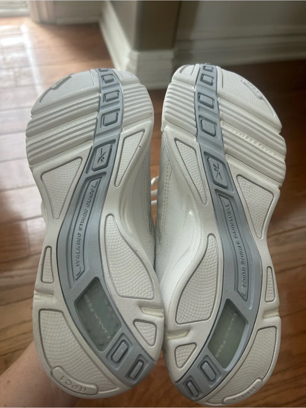 NWT! Reebok Women’s White Sneakers with Light Blue Logo. Side 8.